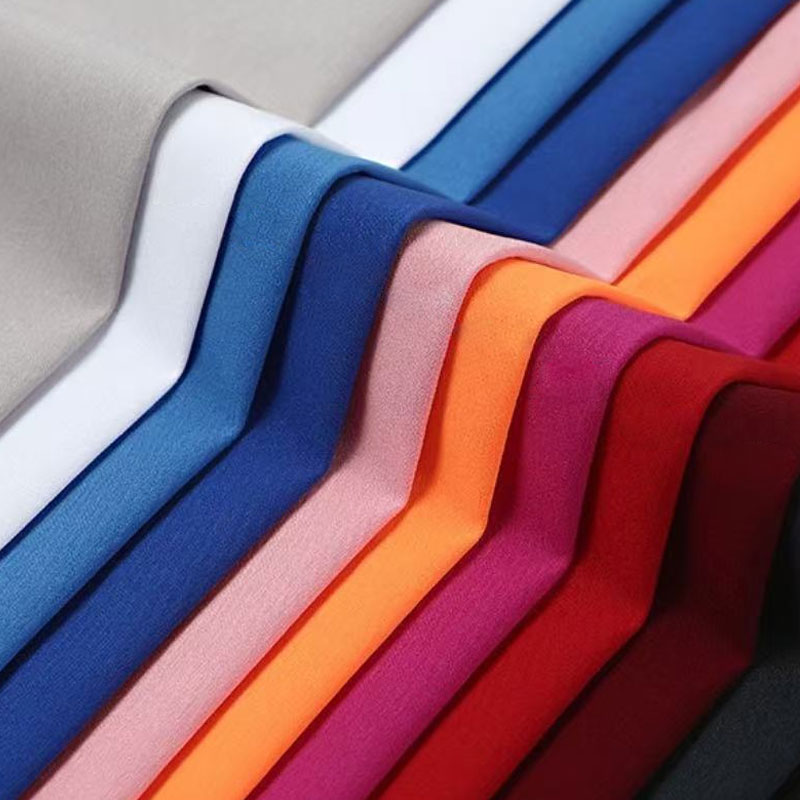 75D 105 g/m négyirányú spandex szövet futóruházathoz